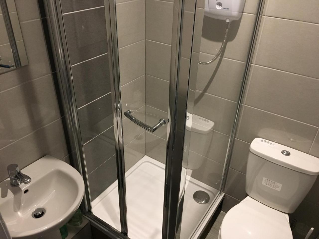 West Port Hotel Линлитгоу Экстерьер фото
